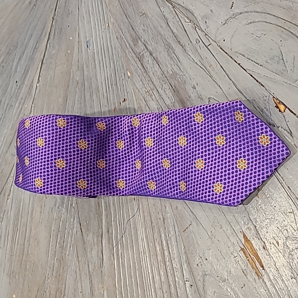 Ted Baker Purple floral 100% silk tie